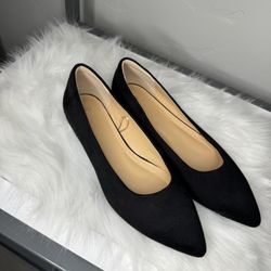 Women’s Black Flats