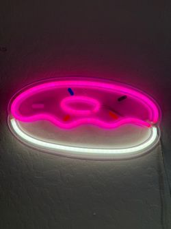 Donut neon sign