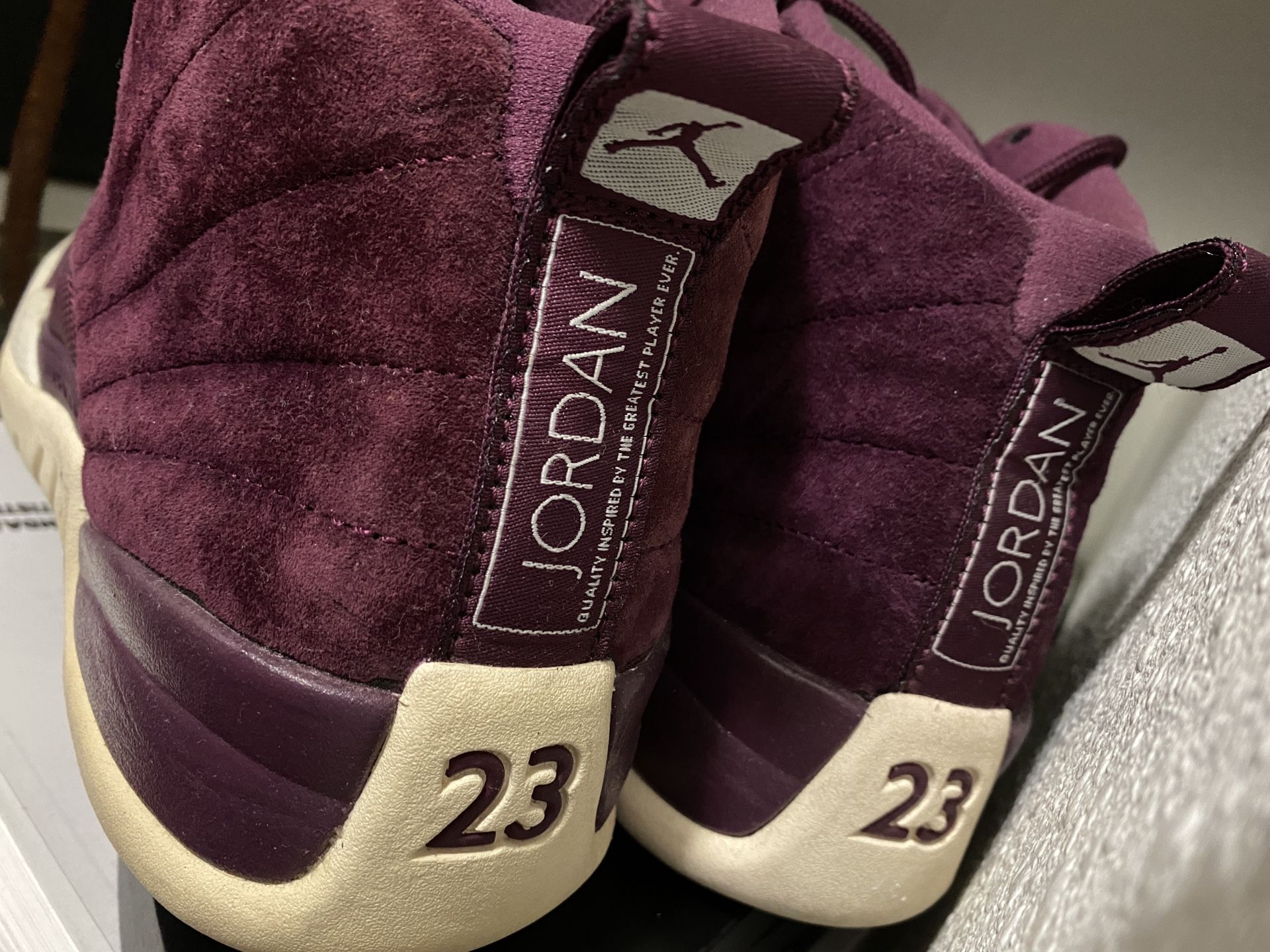 Jordan 12 Retro Bordeaux