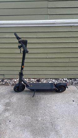 Electric scooter