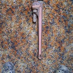 24in Pipe Wrench 