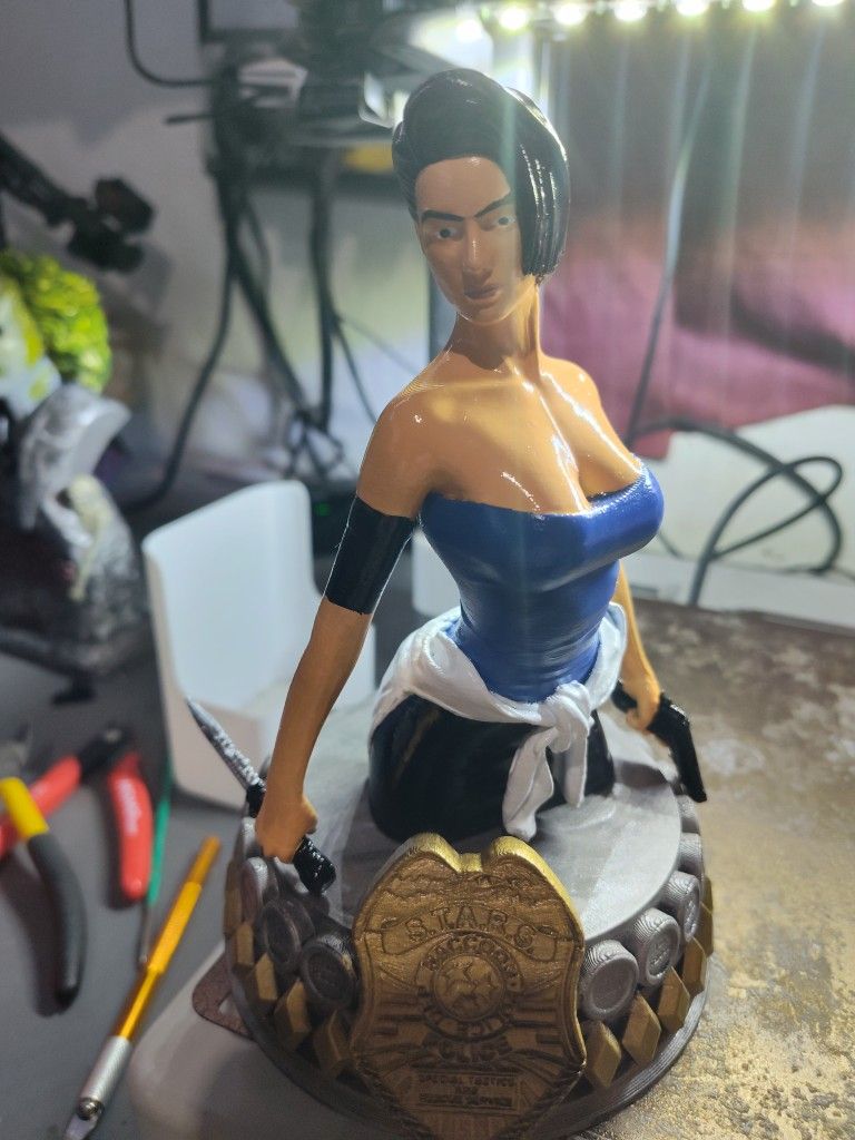Bust Statue Of Jill Valentine Resident Evil 3