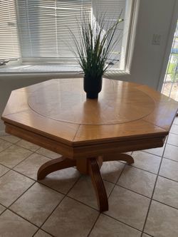 Poker table/ board game table