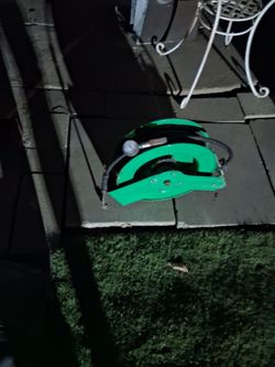 Green Retractable Air Hose Reel with Gauge