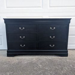 Chest of 6 Drawers _  Modern Black Dresser Bedroom _ Coaster Fine Furniture _ 59.5" wide x 36" tall x 18" deep _ All Drawers Slide Smoothly