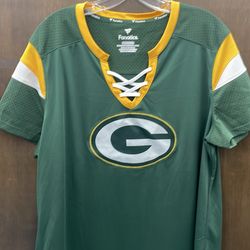 Women’s Green Bay jersey. Item No. 557 (Shopgoodwill)