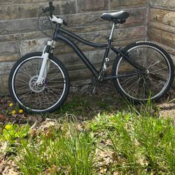 Perfect Bike Runs Well. Just Need some touches but it’s a perfect bike. We can negotiate no returns. Pick up only.