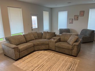 Green sectional recliner