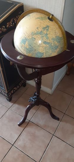 Lighted Large Globe On Wooden Stand