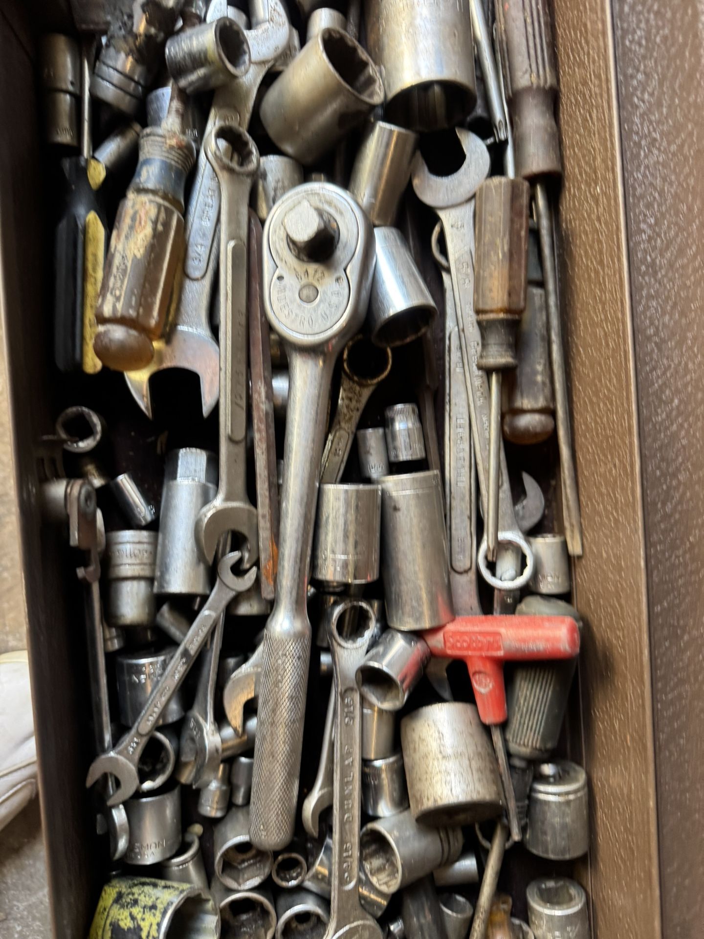 Hand tools ,Wrenches and sockets ,USA