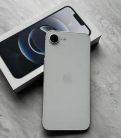 iPhone 16 e