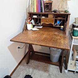 Free desk