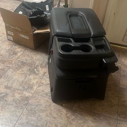 Tahoe Center console 