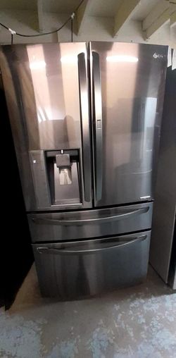 LG 4-Door Black Stainless Refrigerator Fridge
