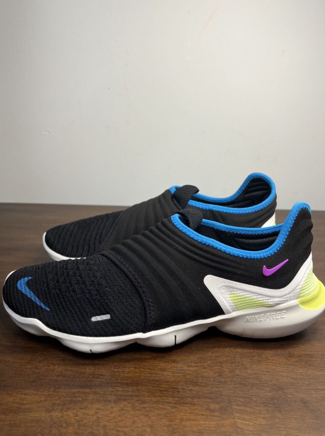 Like New Nike Free RN Flyknit 3.0 'Black Hyper Violet' AQ5707-003 Size 11.5