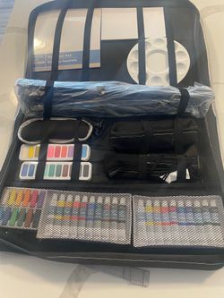 101 Piece Deluxe Easel Art Set by Artists Loft NIB