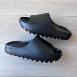 Yeezy Slide / YS01 Slide Black