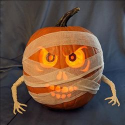 🎃 👻 Pumpkin Masters Mummy Carving & Decorating Kit