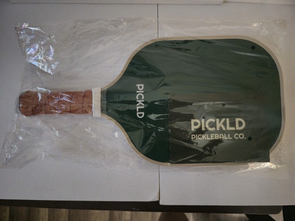 Pickleball Racquet