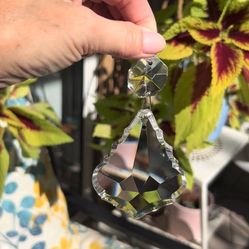 Set of 4 Vintage Med. Leaf Chandelier Lamp Glass Sun Catcher Prism Crystals Keychain Bag Charm Xmas Wedding 