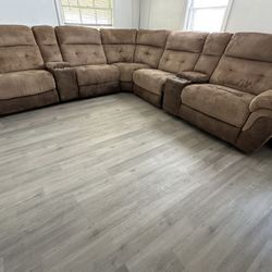 7 Piece Recline Sectional Couch 