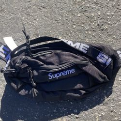 Supreme Fanny Pack 