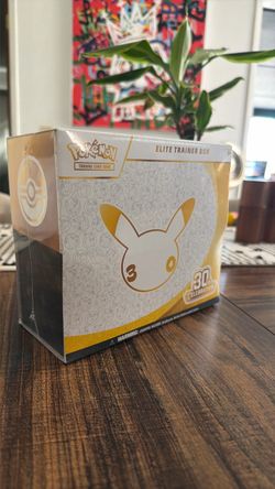 Pokemon 30th Celebration ETB
