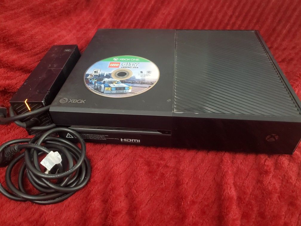 Xbox One (1TB, Black) w/ Game