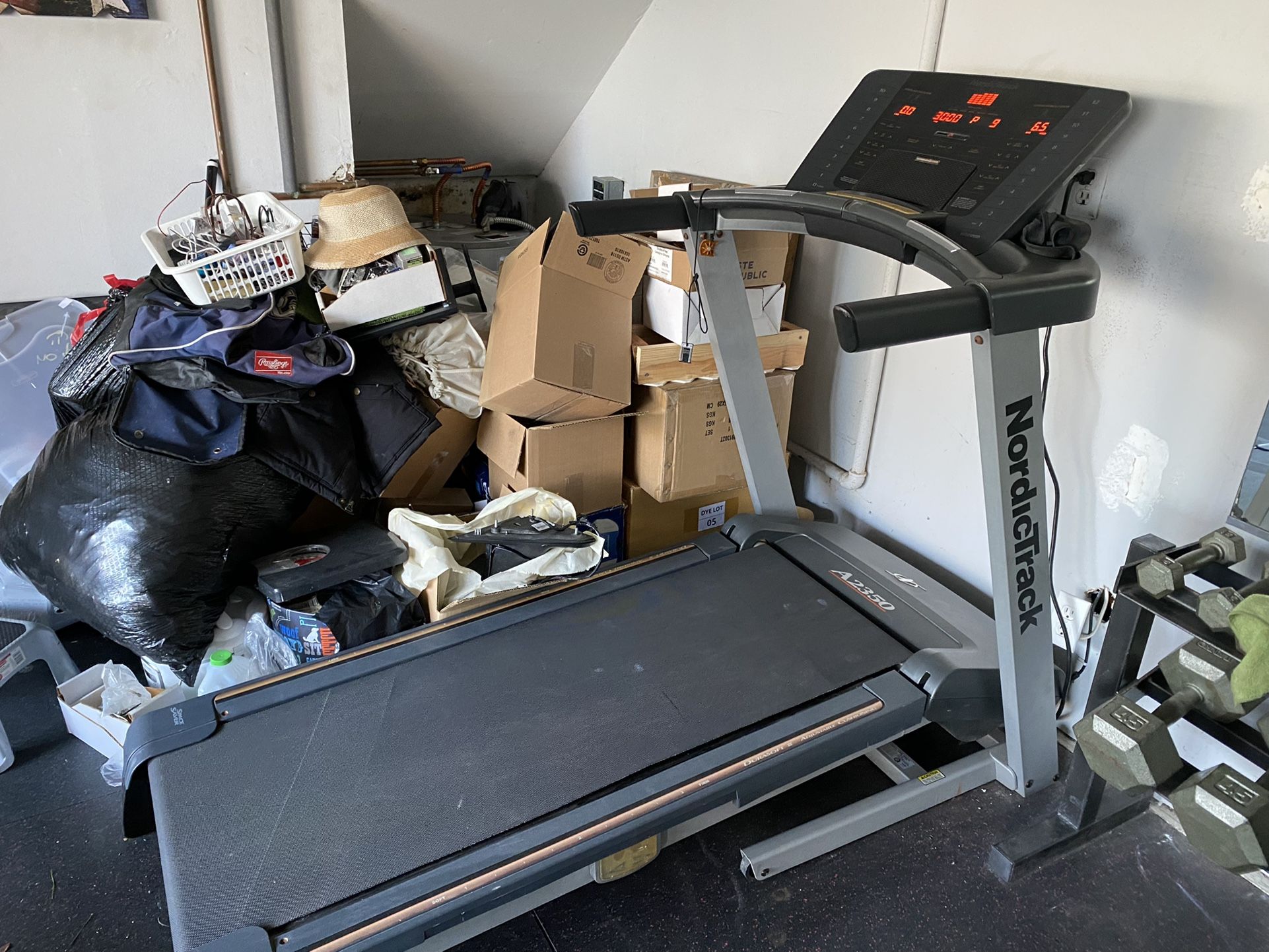 NordicTrack A2350 Treadmill