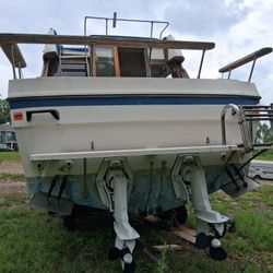 1985 Bayliner Contessa 