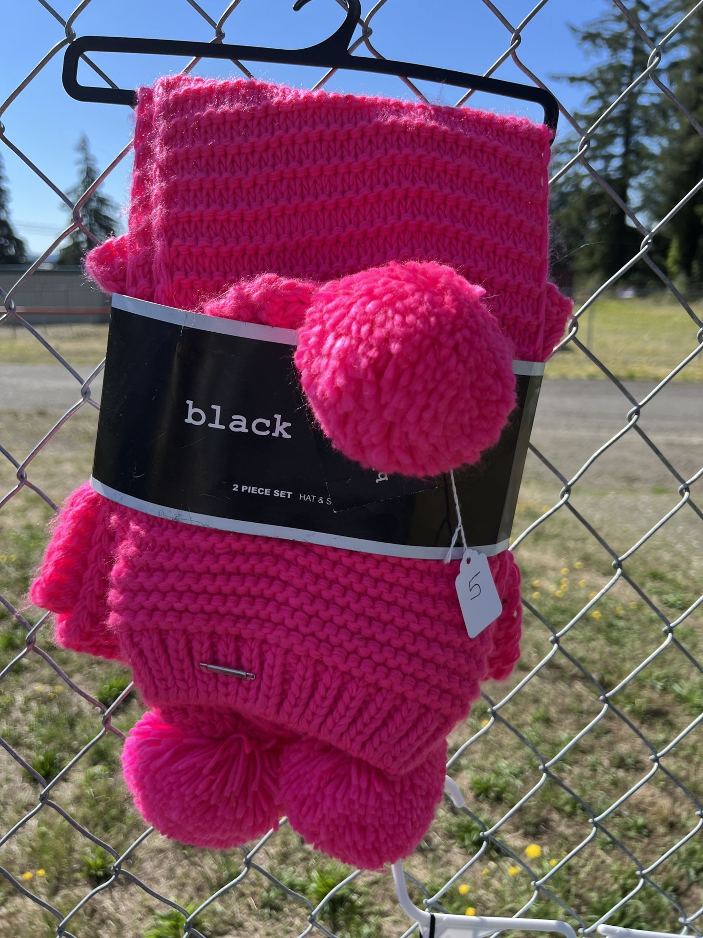 The Black Rivet Hat Scarf Set