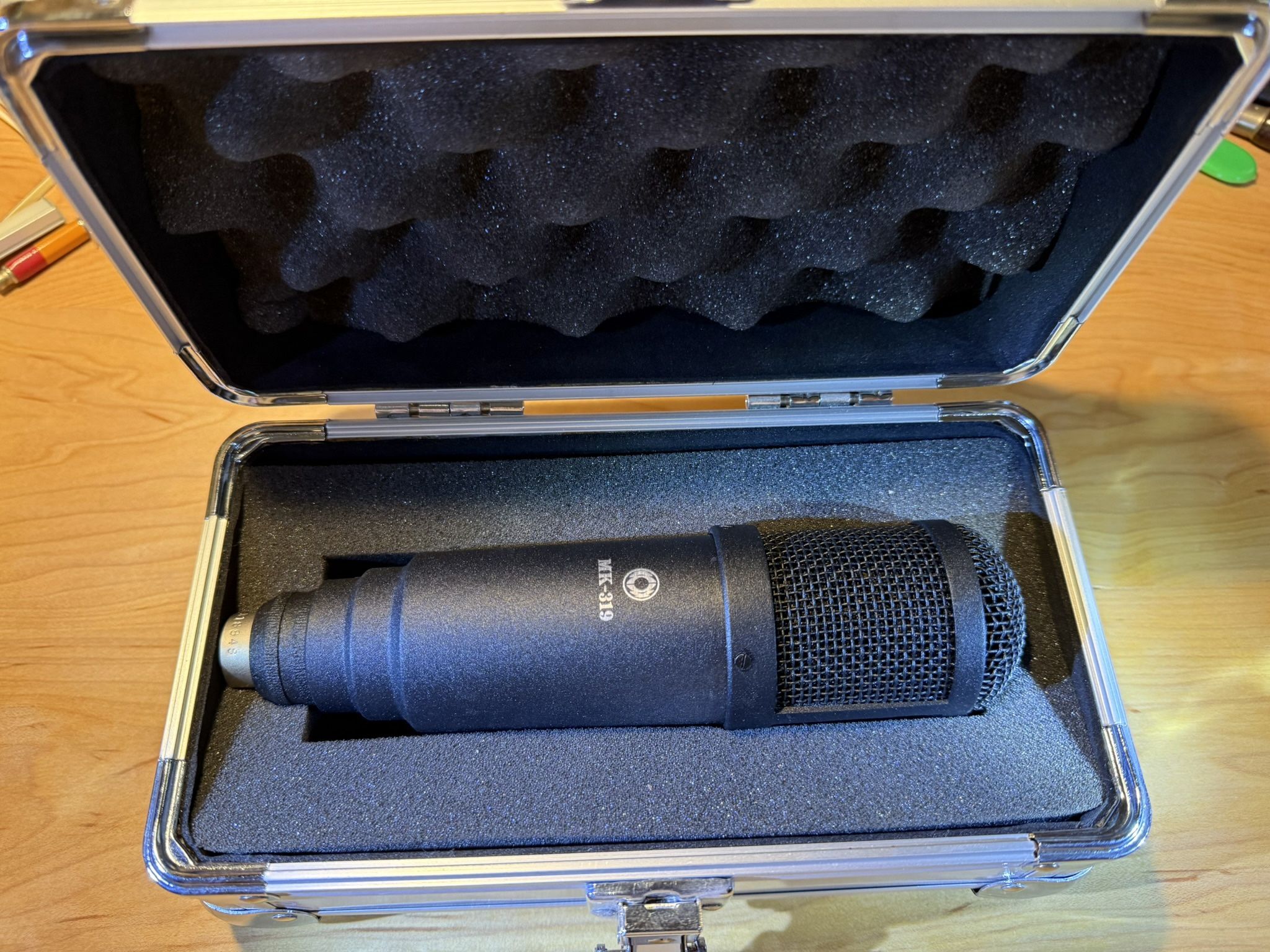 Octava MK319 Large Diaphragm Condenser Microphone