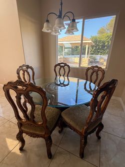 Dinning table
