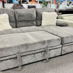 Weekend Deals👍Beautiful Grey Pull Out Sleeper Sectional Available Limited Time Offer $999🚨