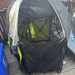 Evenflo Play-Away Portable Playard Deluxe 