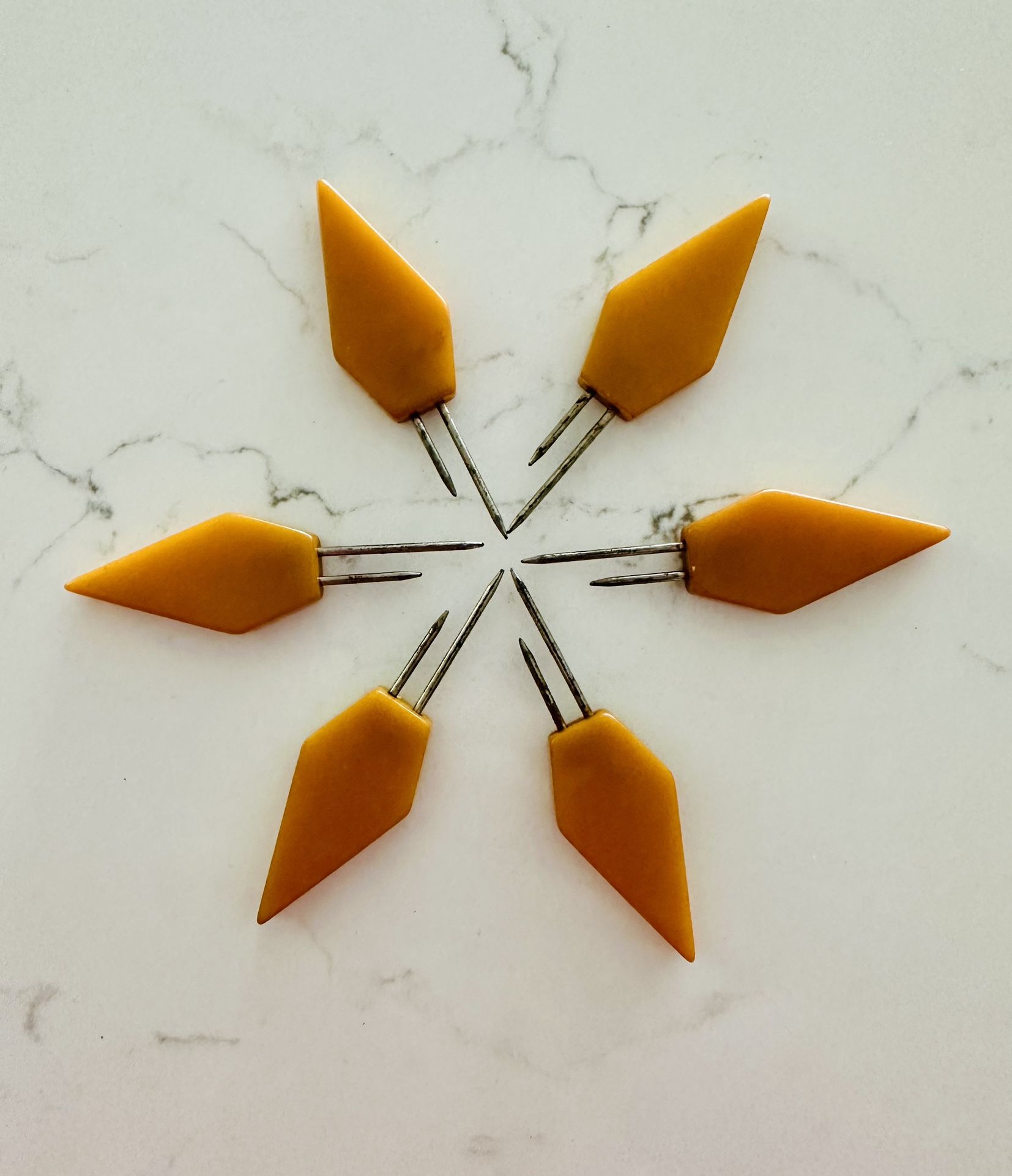 Vintage Bakelite Kob-Knobs Corn on the Cob Holders ~ Set of 6