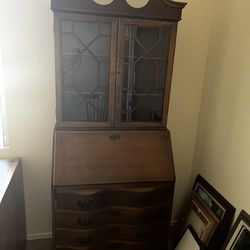 Secretary Desk With Chair And Key