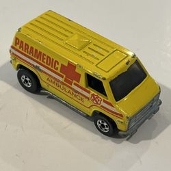 Vintage 1977 Hot Wheels Flying Colors Paramedic Ambulance Super Van Loose