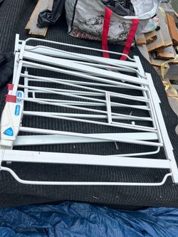 Baby gate for free