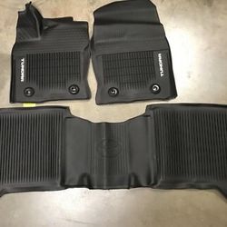 Toyota Tundra Floor Mats OEM