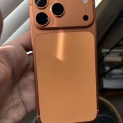 AT&t carrier IPhone 17 Pro 256 100% Battery Health 