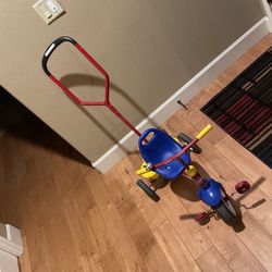 Radio-Flyer Steer and Stroll Trike 