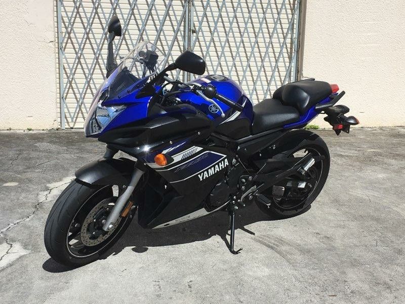 2013 YAMAHA FZ6R 12K MILES MOTORCYCLE CLEAN TITLE RUNS GREAT!!! OIL AND TIRES CHANGED RECENTLY ONLY $3500