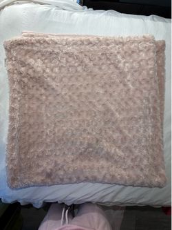 Pink soft blanket