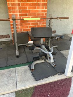 Workout bench with rack