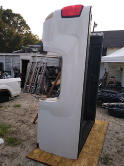 2015 to 2018 Chevy 1500 or 2500 Truck long bed.