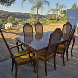 Vintage Tabel With 6 Chars Asking 300 But Taking Offers