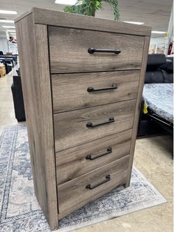 Chest Dresser