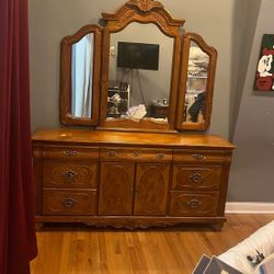 Wooden Dresser with Mirror - Vintage Style