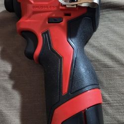 Milwaukee Fuel M12 Super Compact Impact Driver 